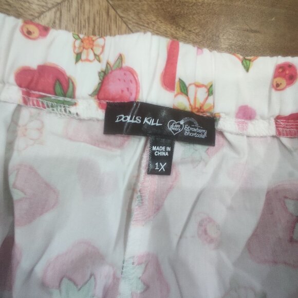 Dolls Kill   Strawberry shortcake bloomer shorts size 1x New - Picture 3 of 5